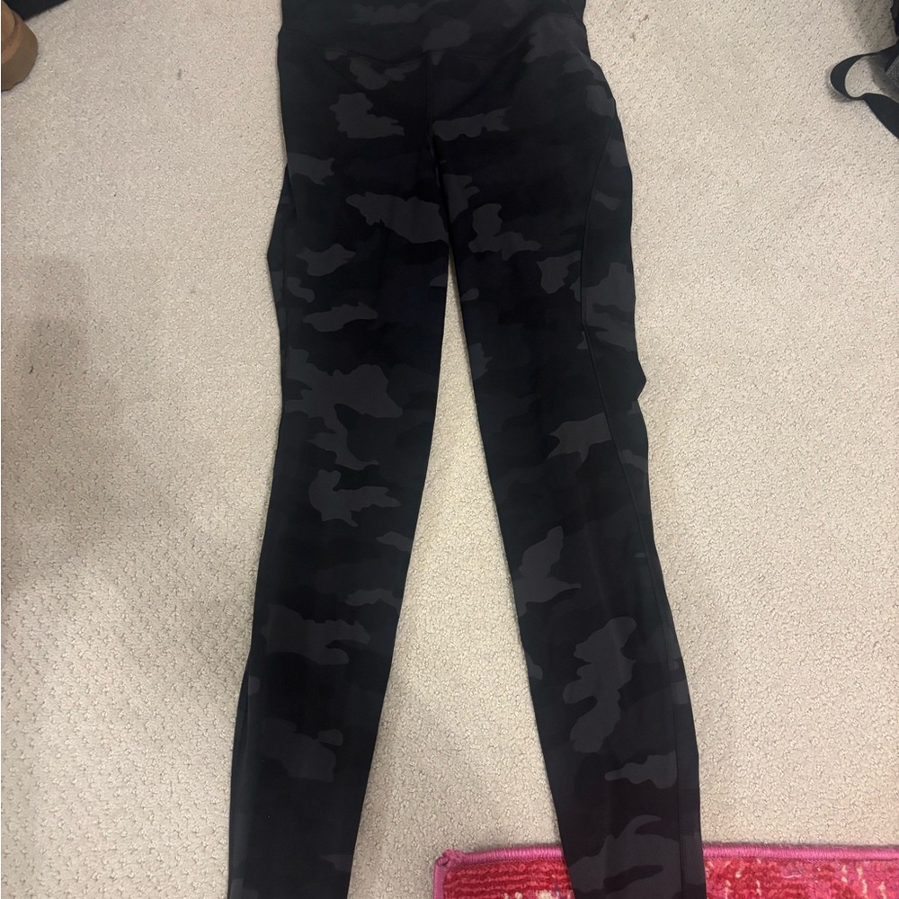 Black camo lululemon leggings